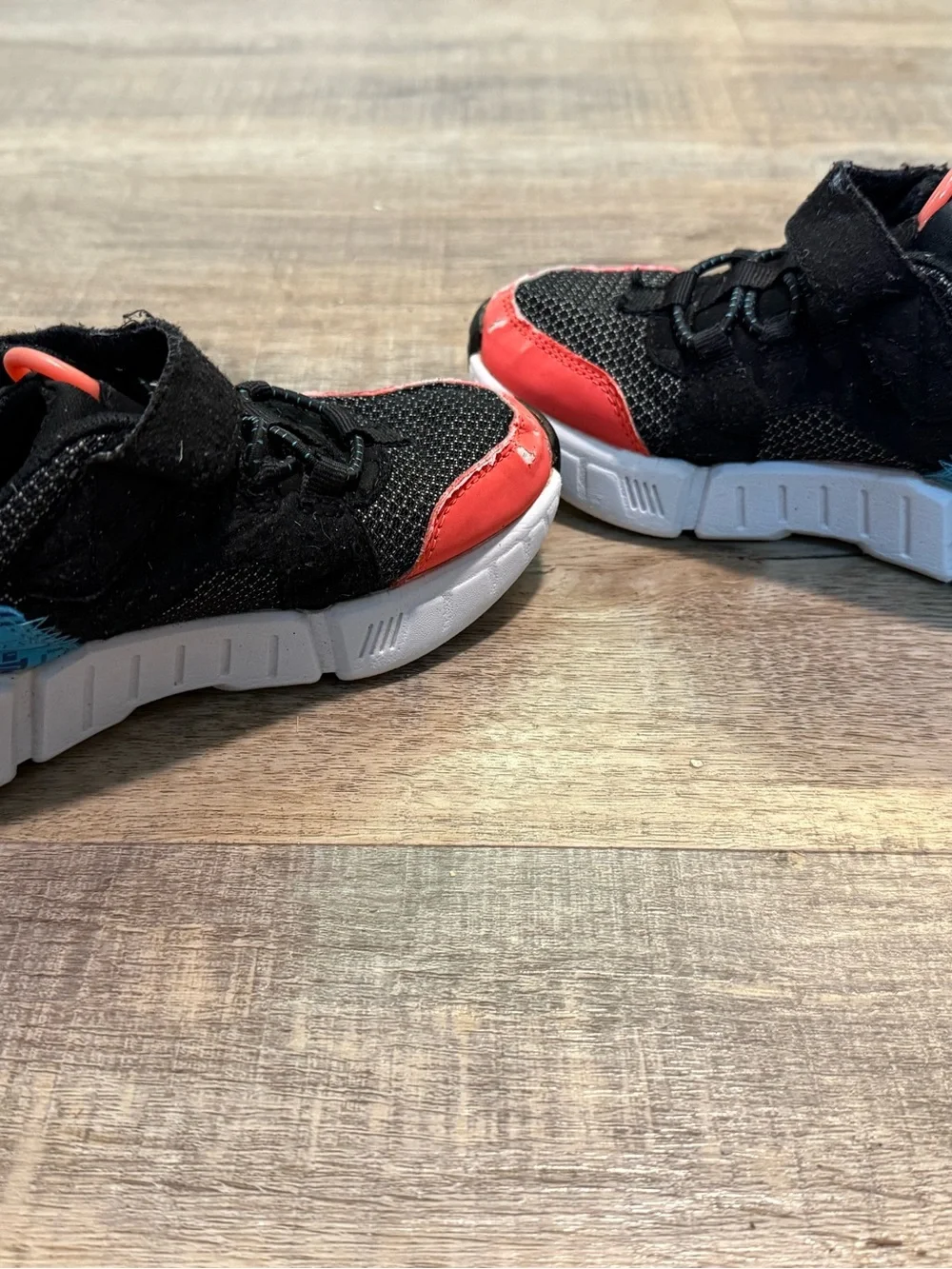 Sketchers Boys Sneakers Size 12K